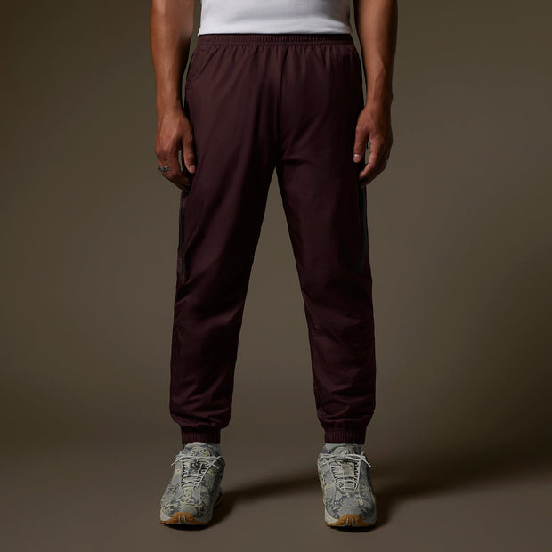 DEEP POCKETS NYLON TECH PANT